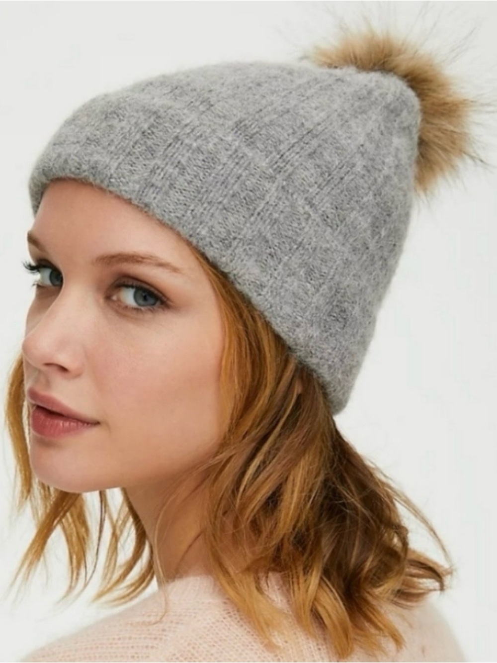 Aritzia Cream Pom-Pom Knit Beanie - Picture 1 of 5